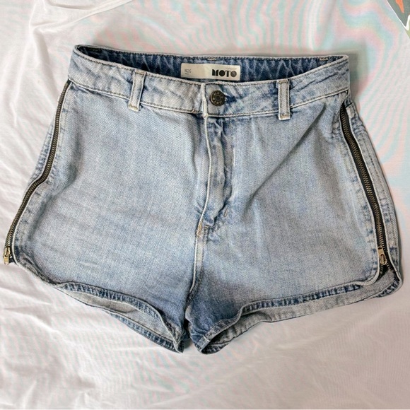 TOPSHOP Retro Denim Shorts - Picture 1 of 6